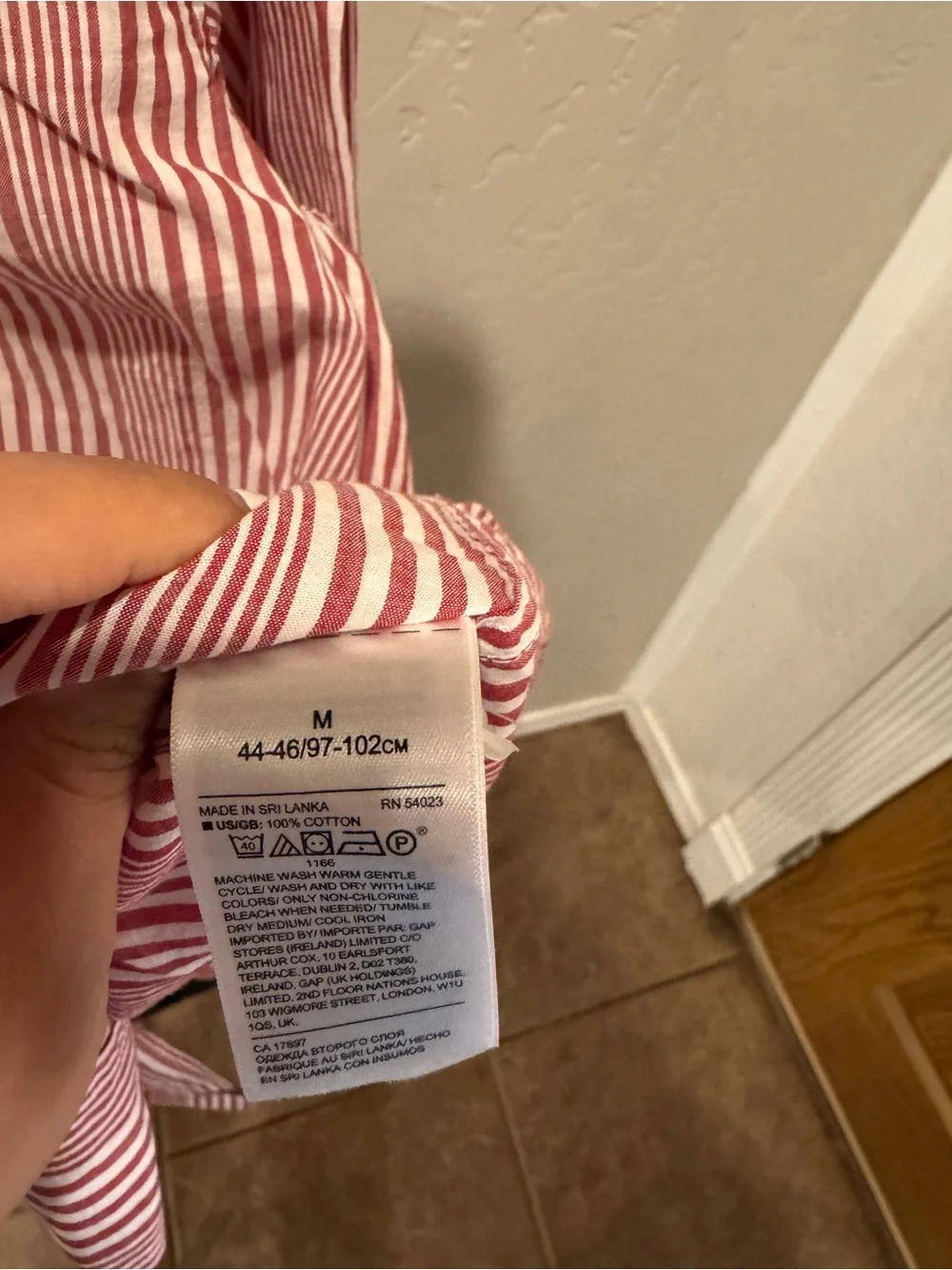 Banana Republic lightweight long